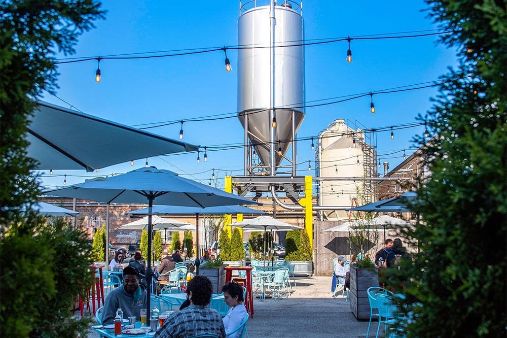 Half Acre Beer Co.'s gorgeous outdoor beer garden and dog friendly patio in Ravenswood