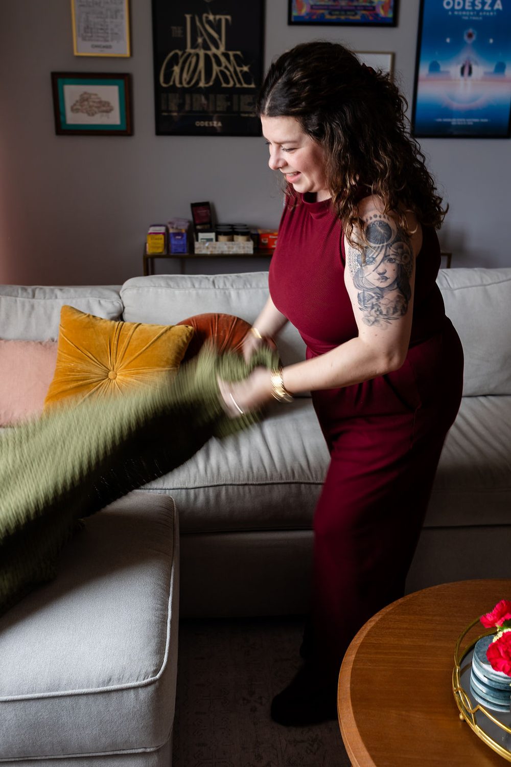 Lindsay adjusts a blanket